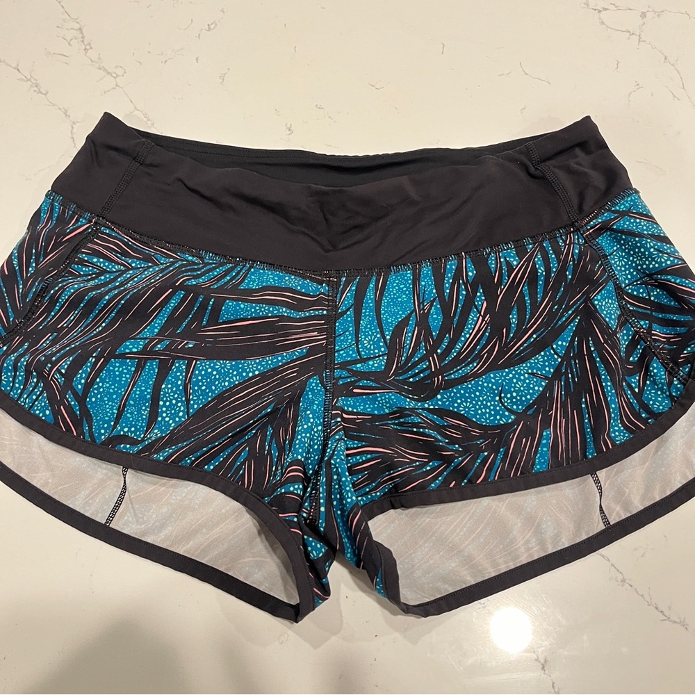 Set of 4 Lululemon Speed Up Running Shorts Size 6 - Picture 12 of 14